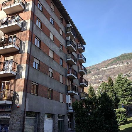 Casa Della Nonna Per Voi Parcheggio Gratuito Condizionatore Portatile Cir 0052 아오스타 외부 사진