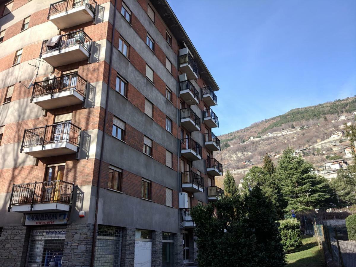 Casa Della Nonna Per Voi Parcheggio Gratuito Condizionatore Portatile Cir 0052 아오스타 외부 사진