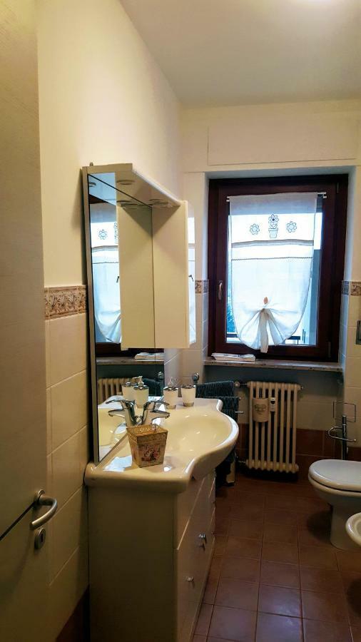 Casa Della Nonna Per Voi Parcheggio Gratuito Condizionatore Portatile Cir 0052 아오스타 외부 사진